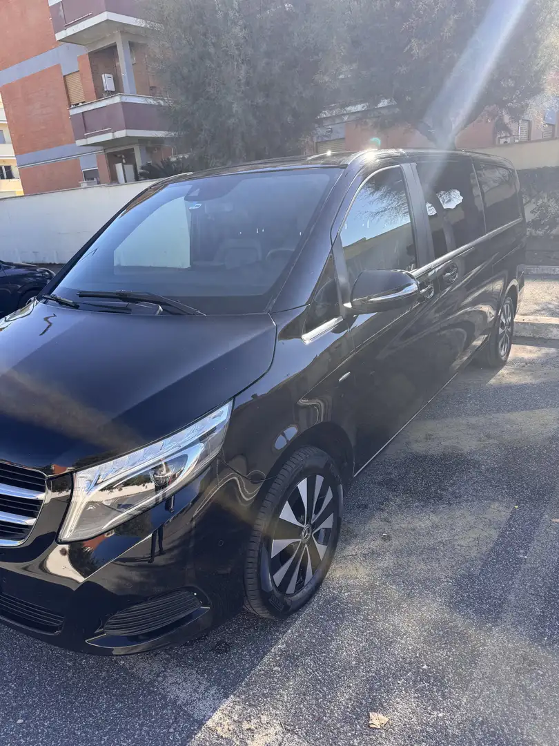 Mercedes-Benz V 220 avangard - 1