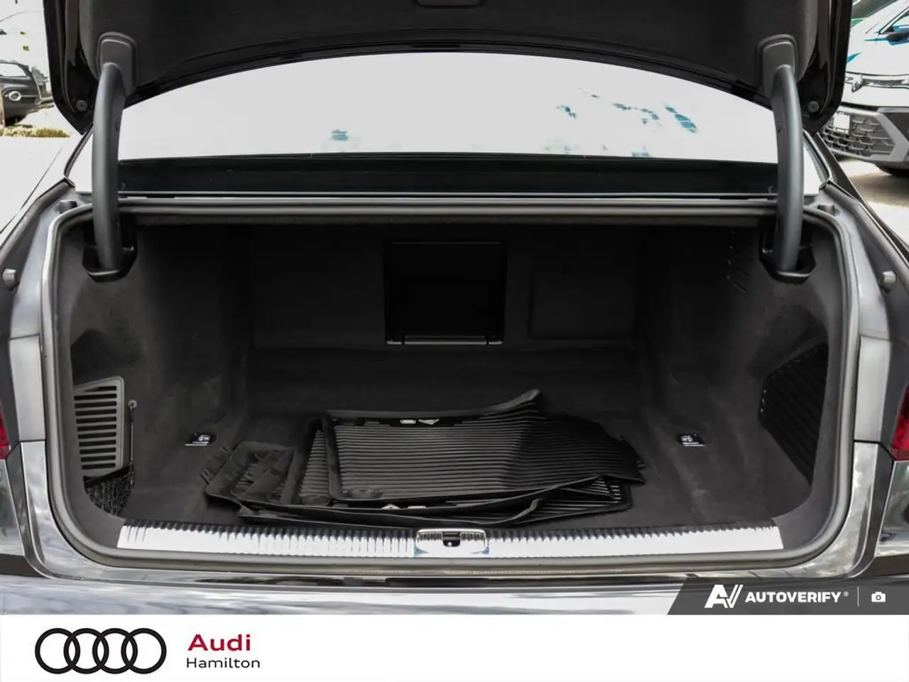 Audi A8 photo Audi A8