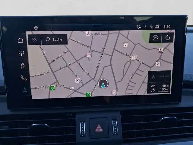 Audi Q5 view 12