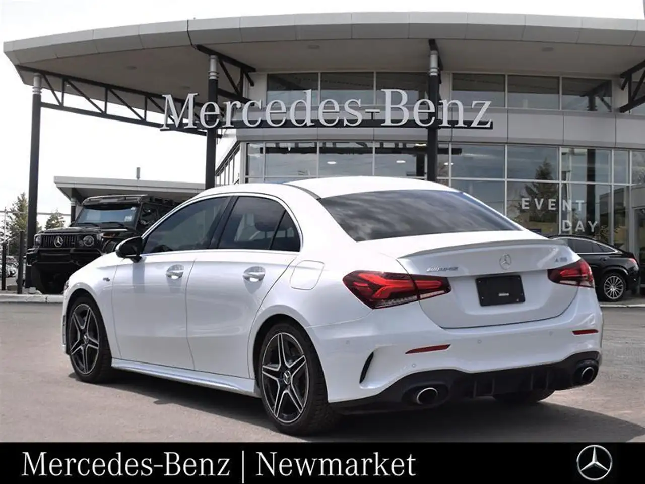 Mercedes-Benz A-Class снимка Mercedes-Benz A-Class