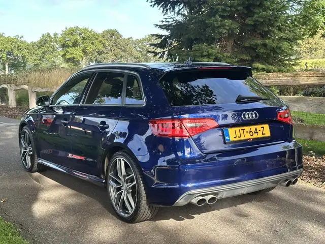 Audi S3 view 14