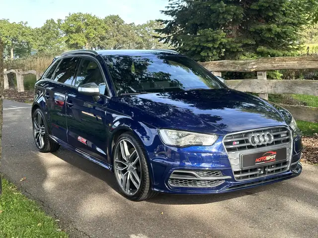Audi S3 view 8