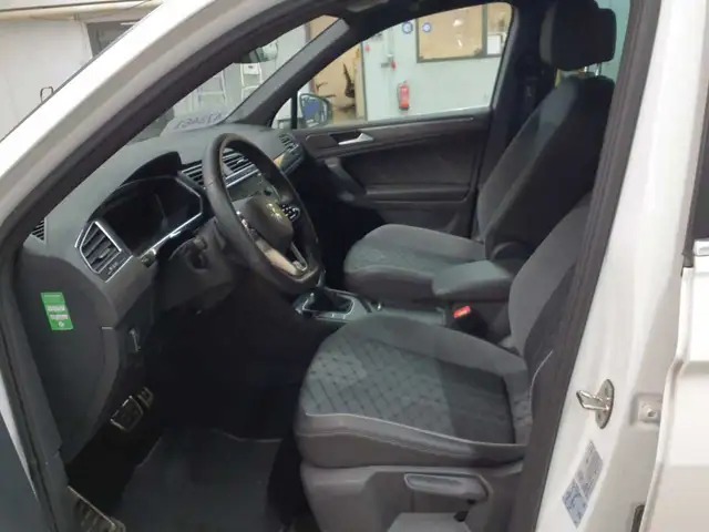 Volkswagen Tiguan view 7