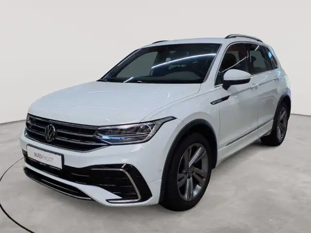 Volkswagen Tiguan view 2