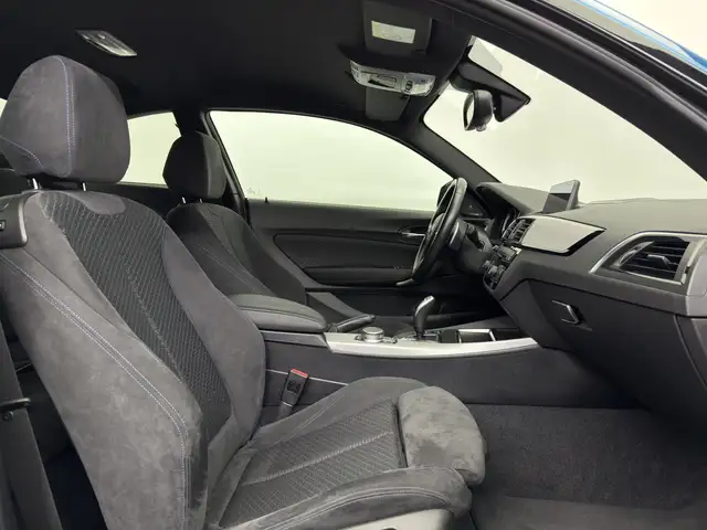 BMW 2 Series view 14