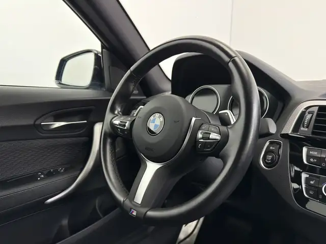 BMW 2 Series view 11