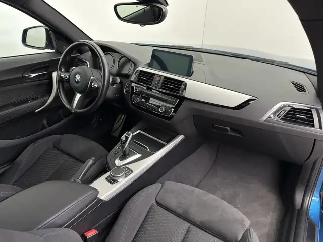 BMW 2 Series view 13