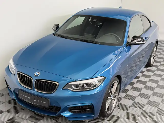 BMW 2 Series view 2