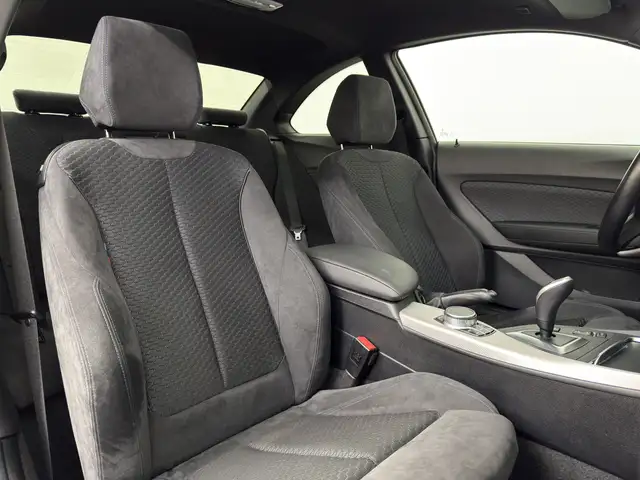 BMW 2 Series view 15
