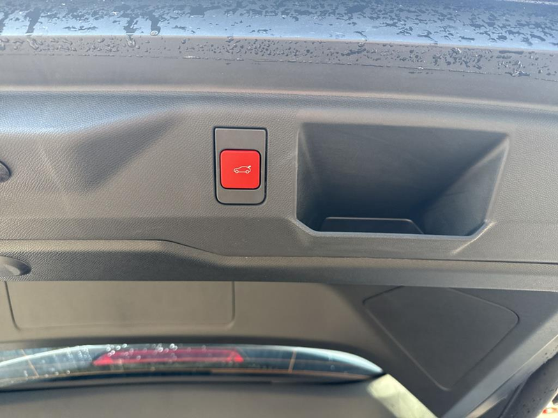 Peugeot 5008 E-5008 GT Elektromot — photo 15