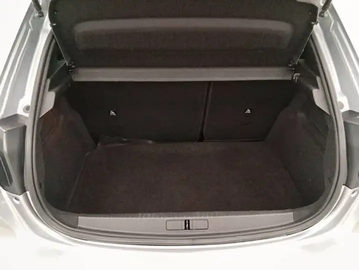 Peugeot 208 2024, foto 6