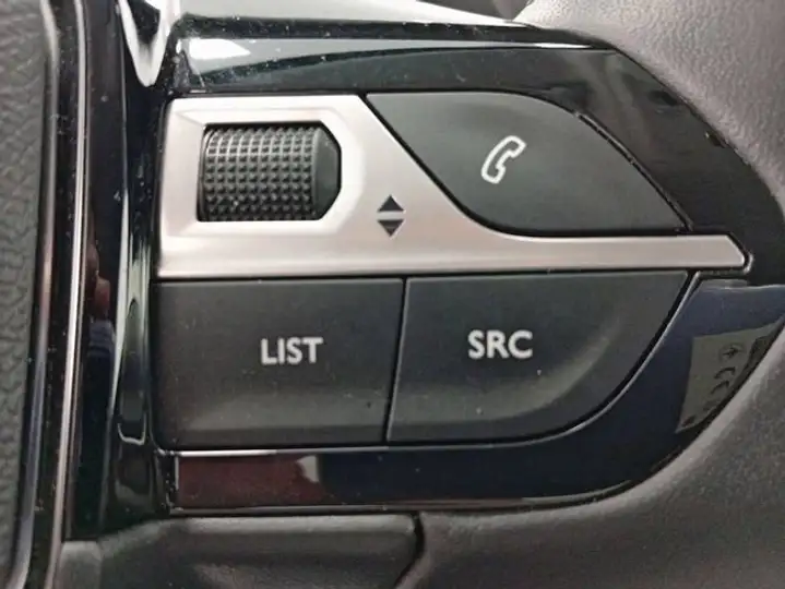 Peugeot 208 2024, foto 14
