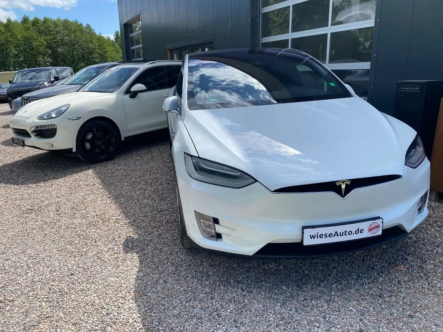 Tesla Model X Long Range Plus 1. Hand Unfallfrei AHK Weiß - 1