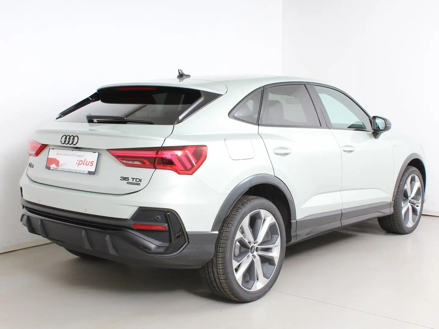 Audi Q3 35 TDI quattro S line ext. Silber - 2