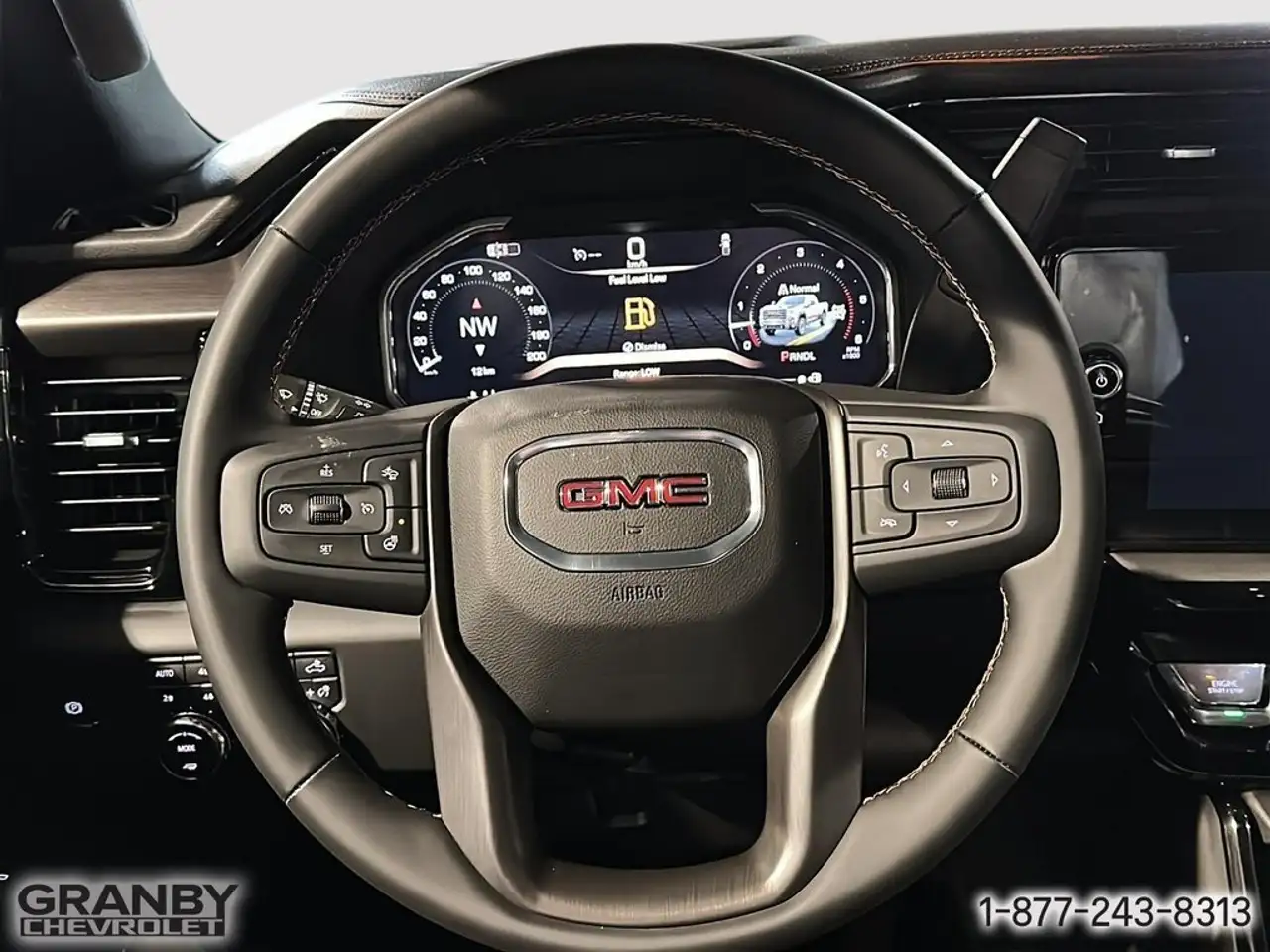GMC Sierra 2500HD снимка GMC Sierra 2500HD