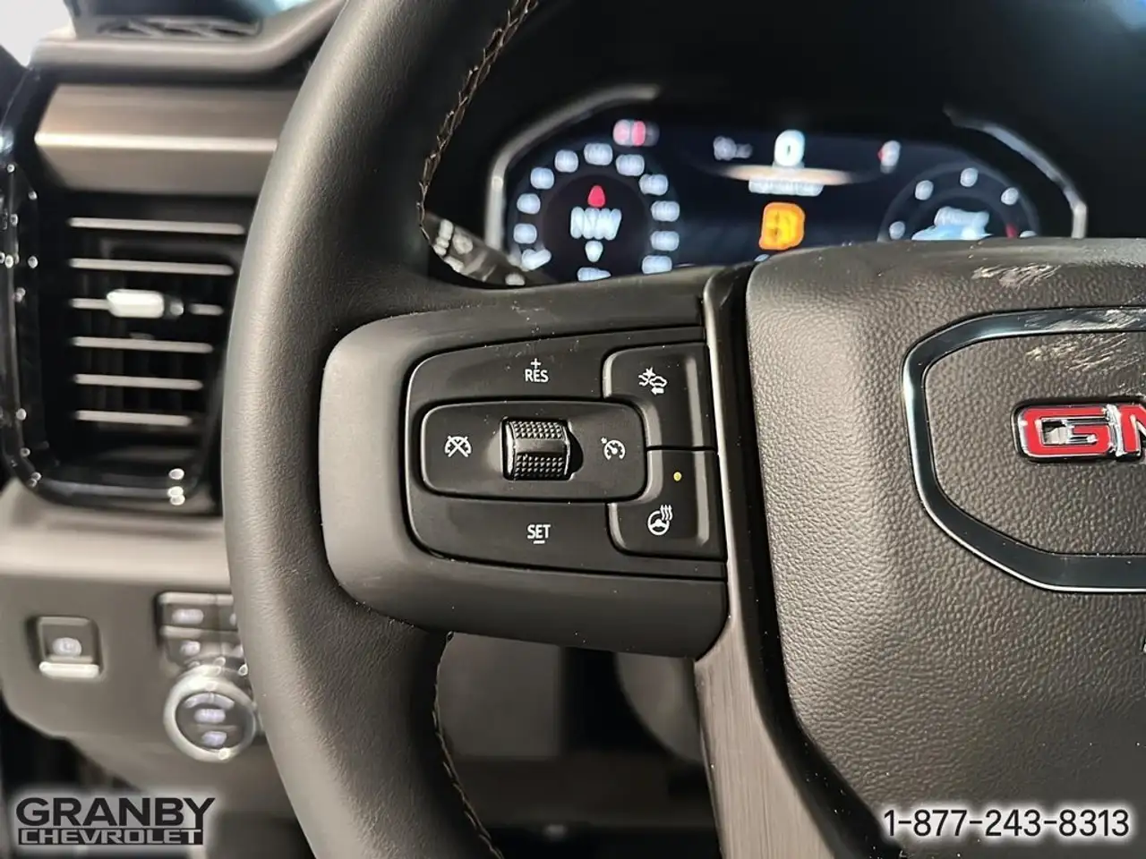 GMC Sierra 2500HD снимка GMC Sierra 2500HD