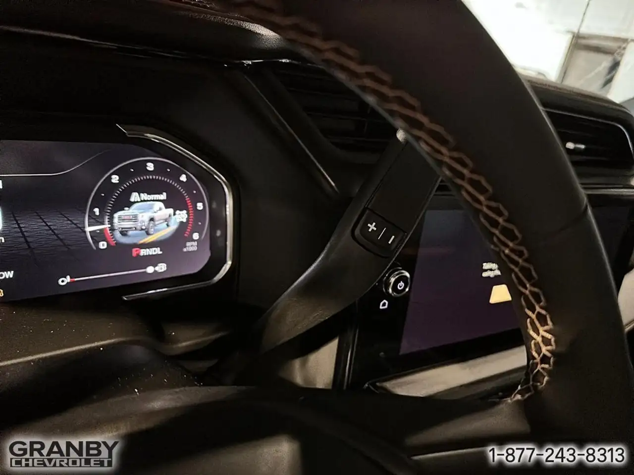GMC Sierra 2500HD снимка GMC Sierra 2500HD
