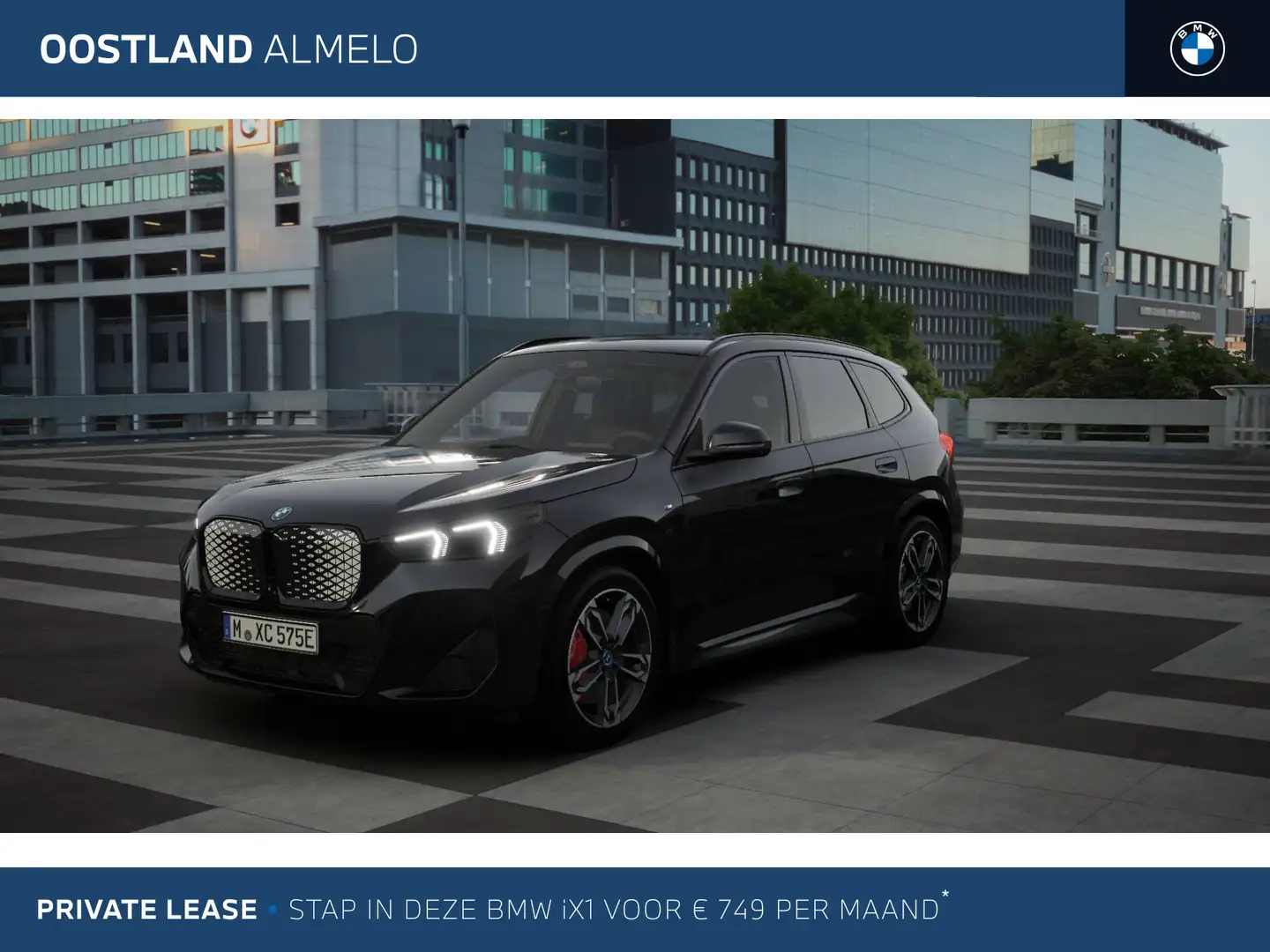 BMW iX1 eDrive20 High Executive M Sport / Sportstoelen / P Zwart - 1