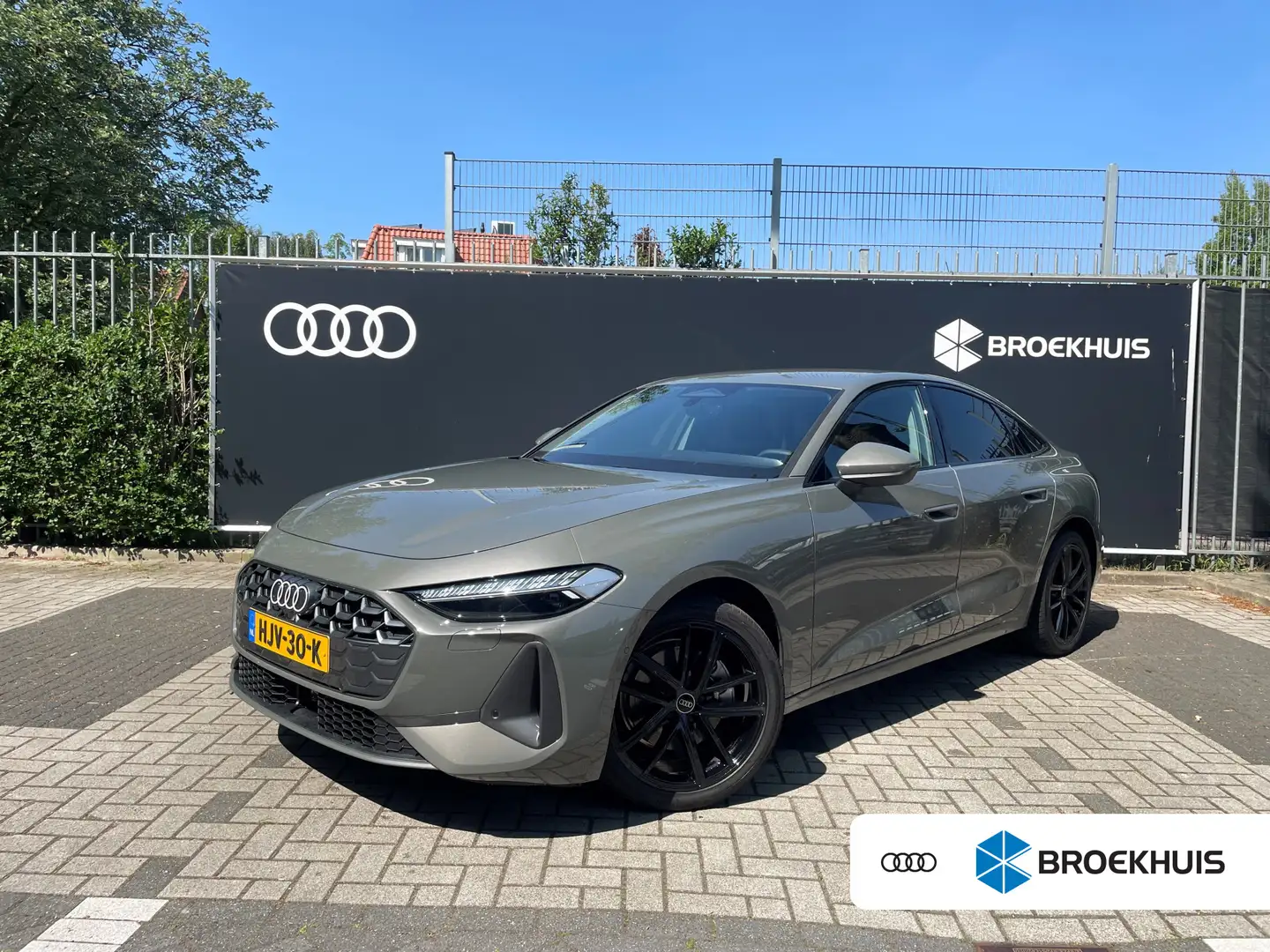 Audi A5 Limousine 35 TFSI Advanced edition | 20 inch velge Grijs - 1