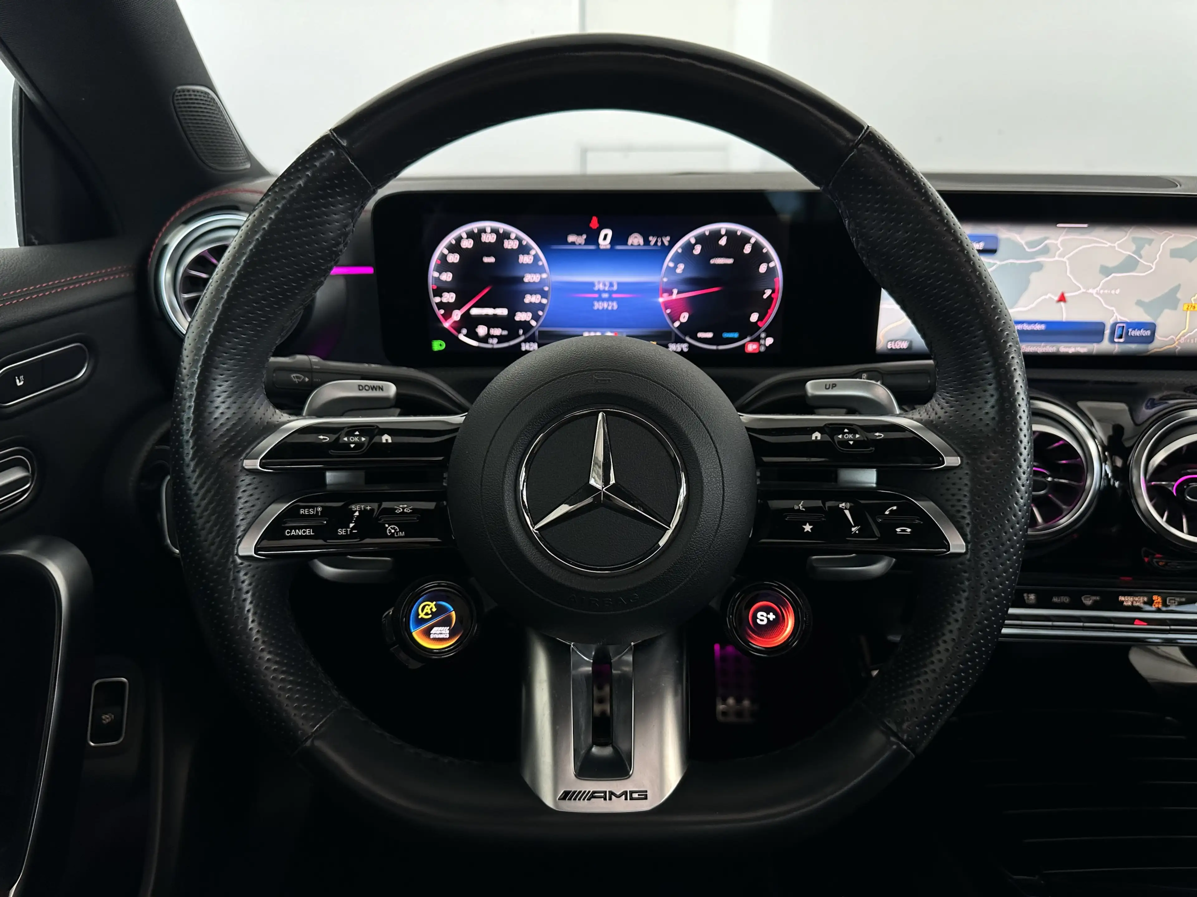 Mercedes-Benz CLA 35 AMG 4Matic |PANO|HUD|BURM|360|ACC|TOT — photo 14