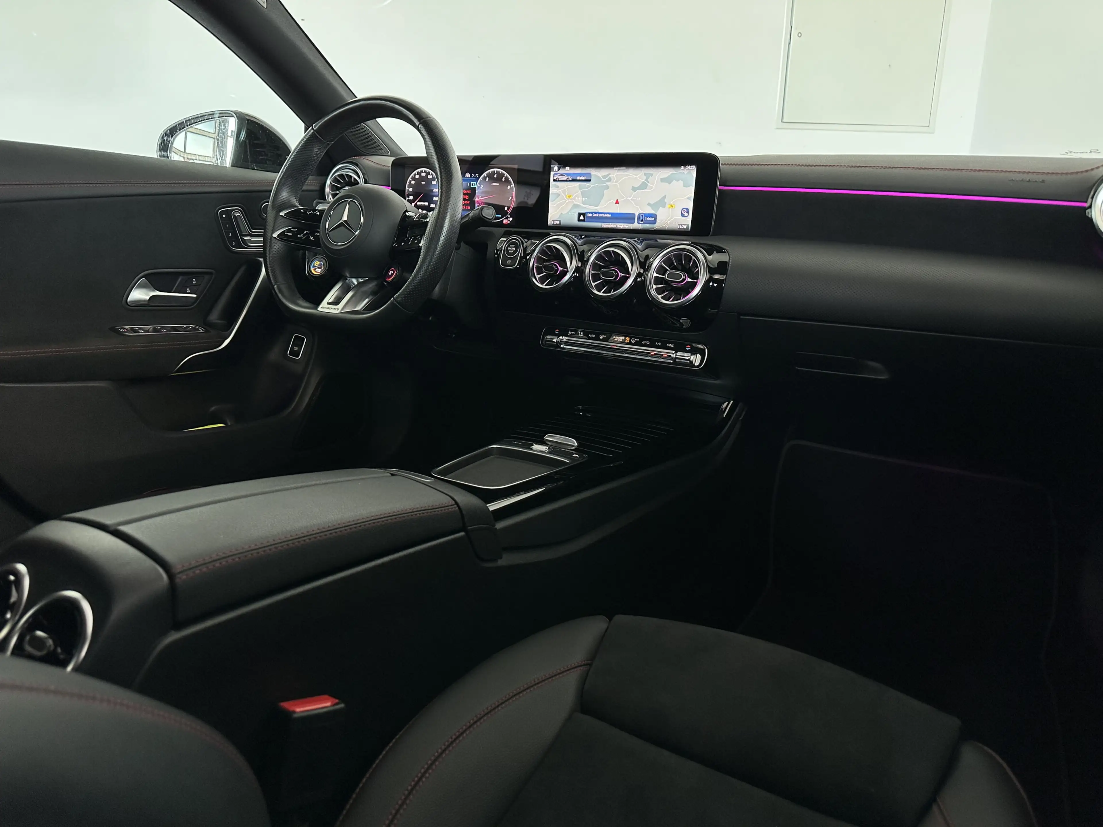 Mercedes-Benz CLA 35 AMG 4Matic |PANO|HUD|BURM|360|ACC|TOT — photo 9