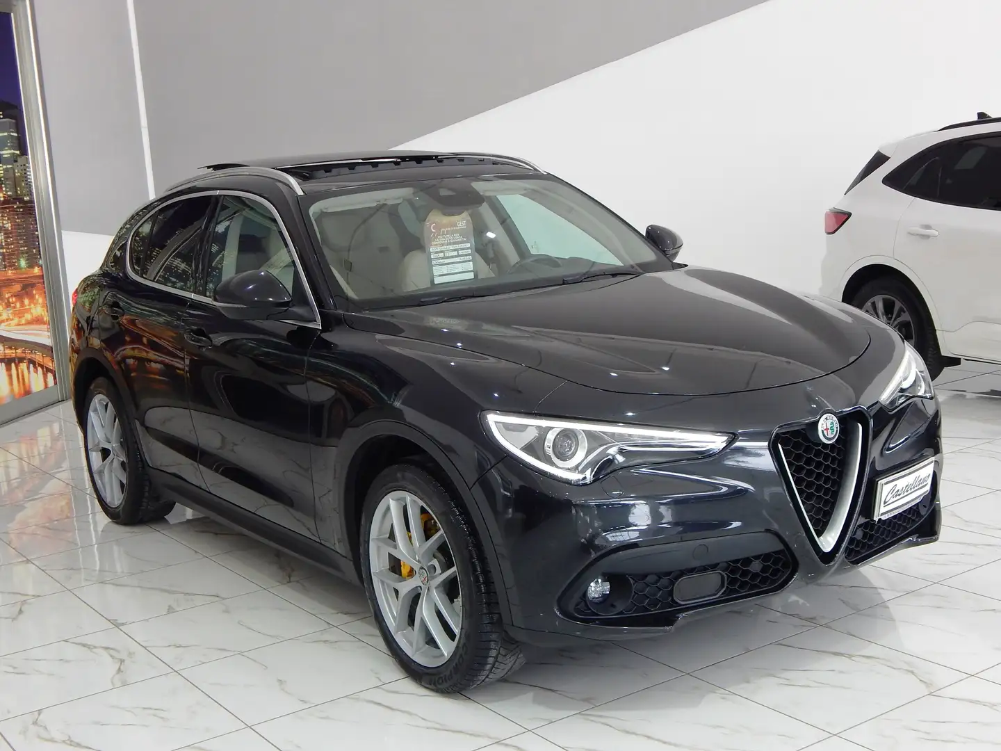 Alfa Romeo Stelvio 2.2 t Executive Q4 210cv Aut. TETTO-NAVI-PELLE-LED Negro - 2