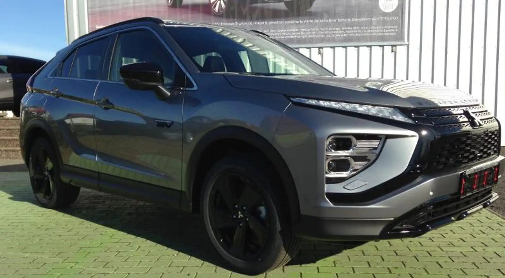 Mitsubishi Eclipse Cross PHEV Select Black 2.4 4WD Grau - 1