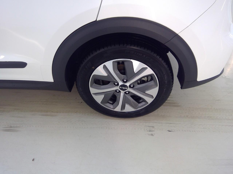 Kia e-Niro DynamicPlusLine 64 kWh | 14500 KM | SOH 100% | Nav — photo 13