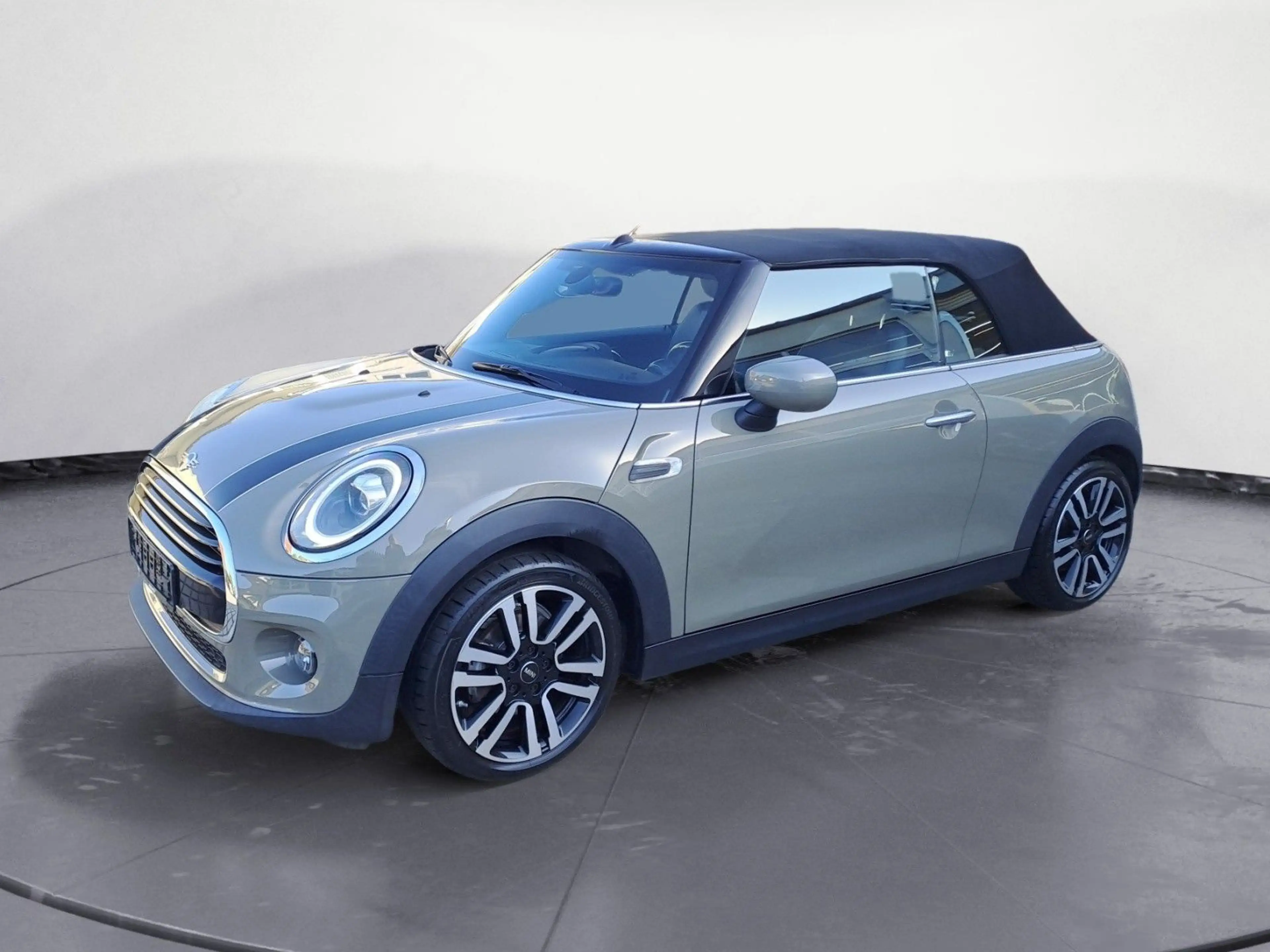 MINI Cooper Cabrio .