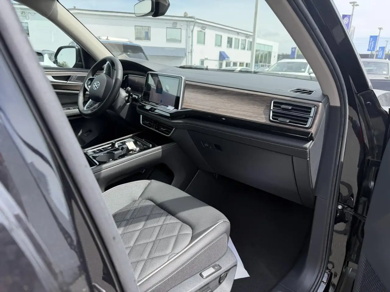Volkswagen Atlas снимка Volkswagen Atlas