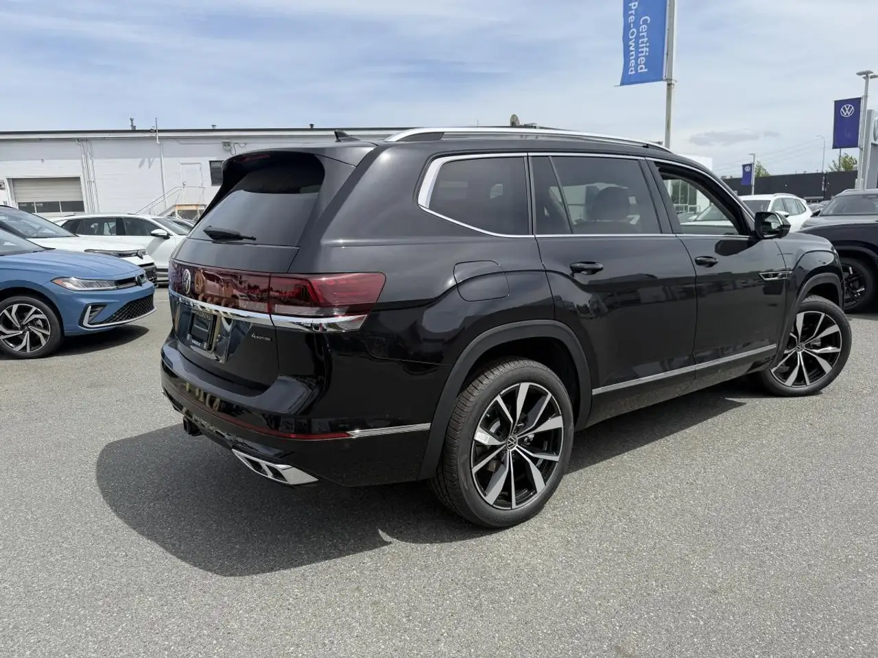 Volkswagen Atlas снимка Volkswagen Atlas