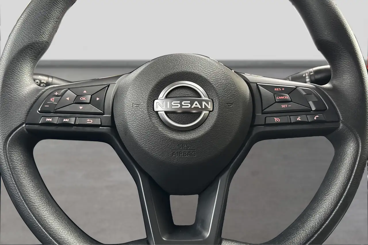 Nissan Altima снимка Nissan Altima