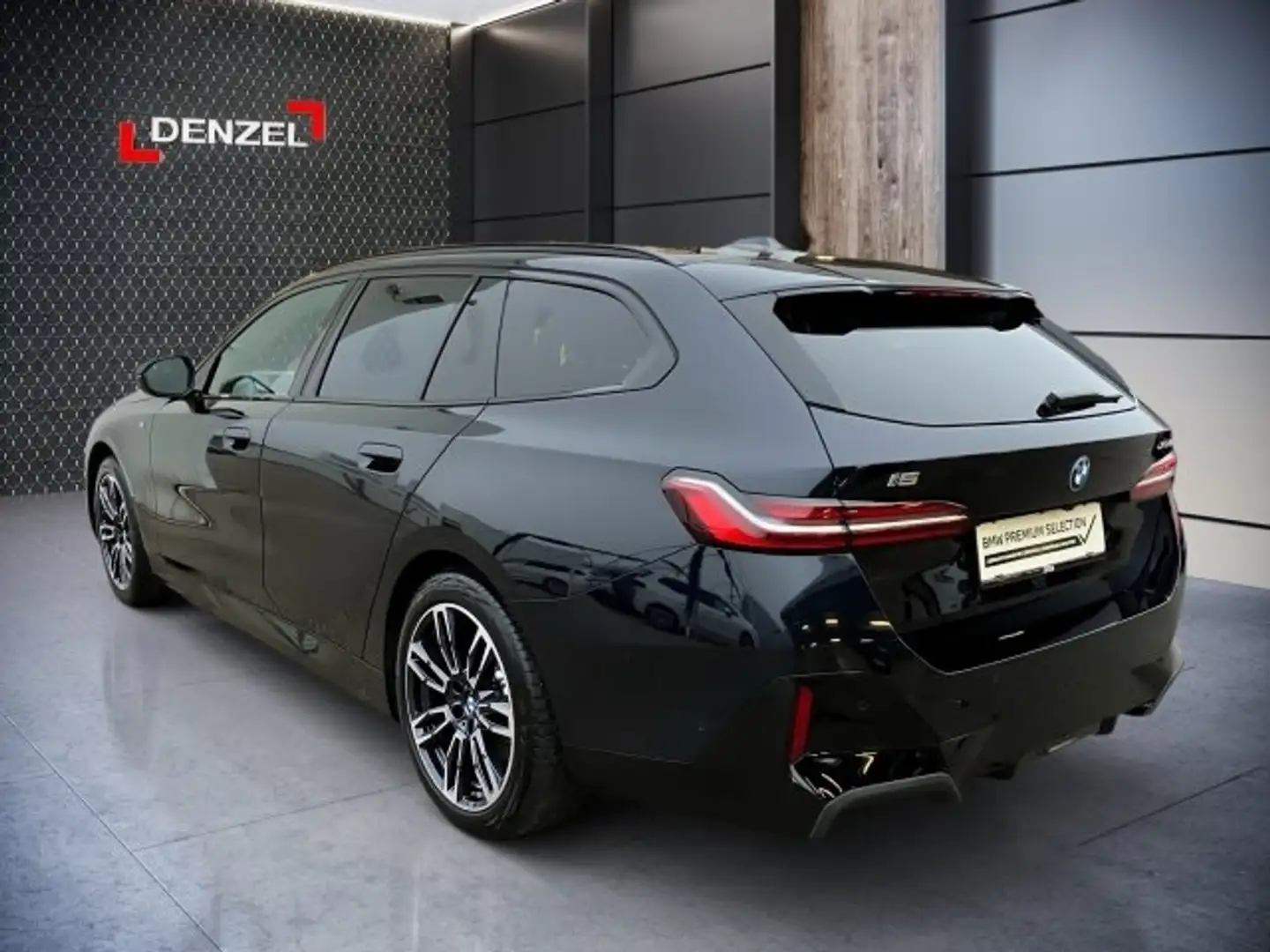 BMW i5 xDrive40 Touring Schwarz - 2