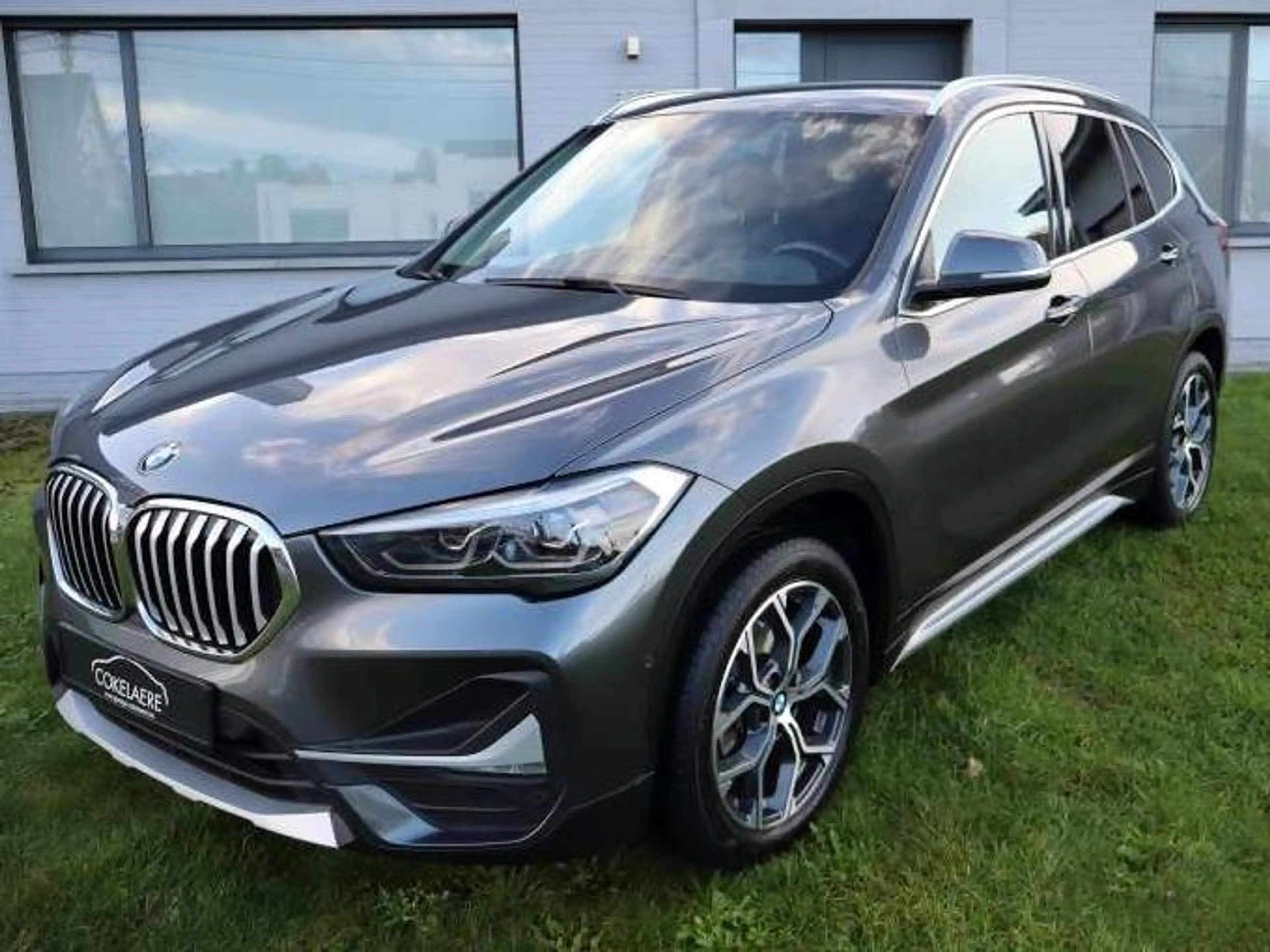 BMW X1 sDrive 18iA X-Line Leder/NaviPlus/LED/HeadUp/KeyLess/Camera/MemorySeats/DAB