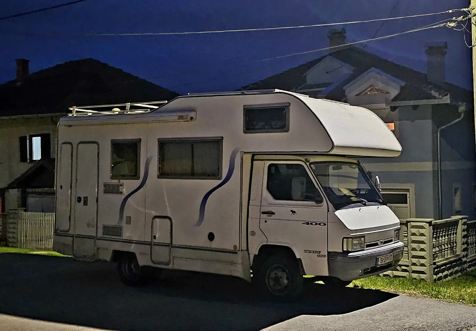 Nissan Trade 3,0 Turbodiesel - 1