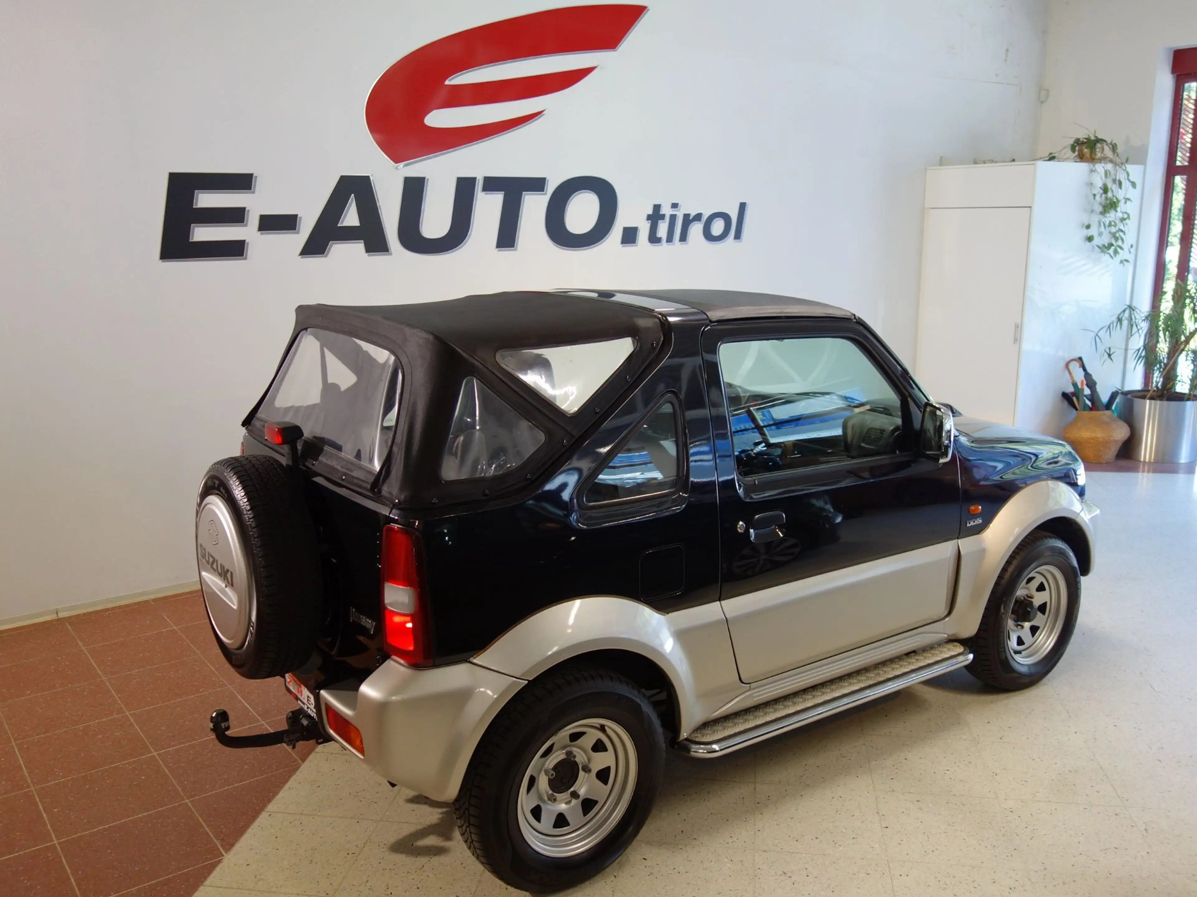 Suzuki Jimny 1,5 LX DDiS *CABRIO *SELTENHEIT *WENIG KM *UNTERS — photo 9