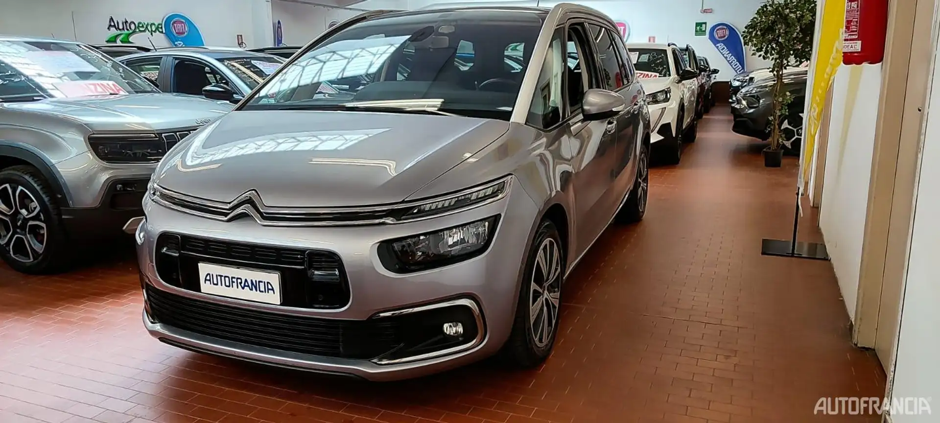 Citroen C4 GRAN PICASSO - 1.6 HDI CAMBIO AUTOMATICO 7 POST Plateado - 1