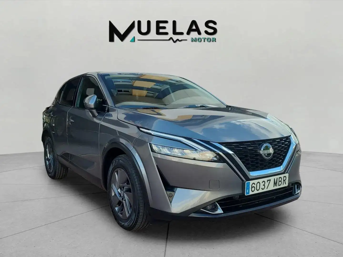 Nissan Qashqai 1.3 DIG-T mHEV 12V N-Connecta 4x2 Aut. 116kW Gris - 1