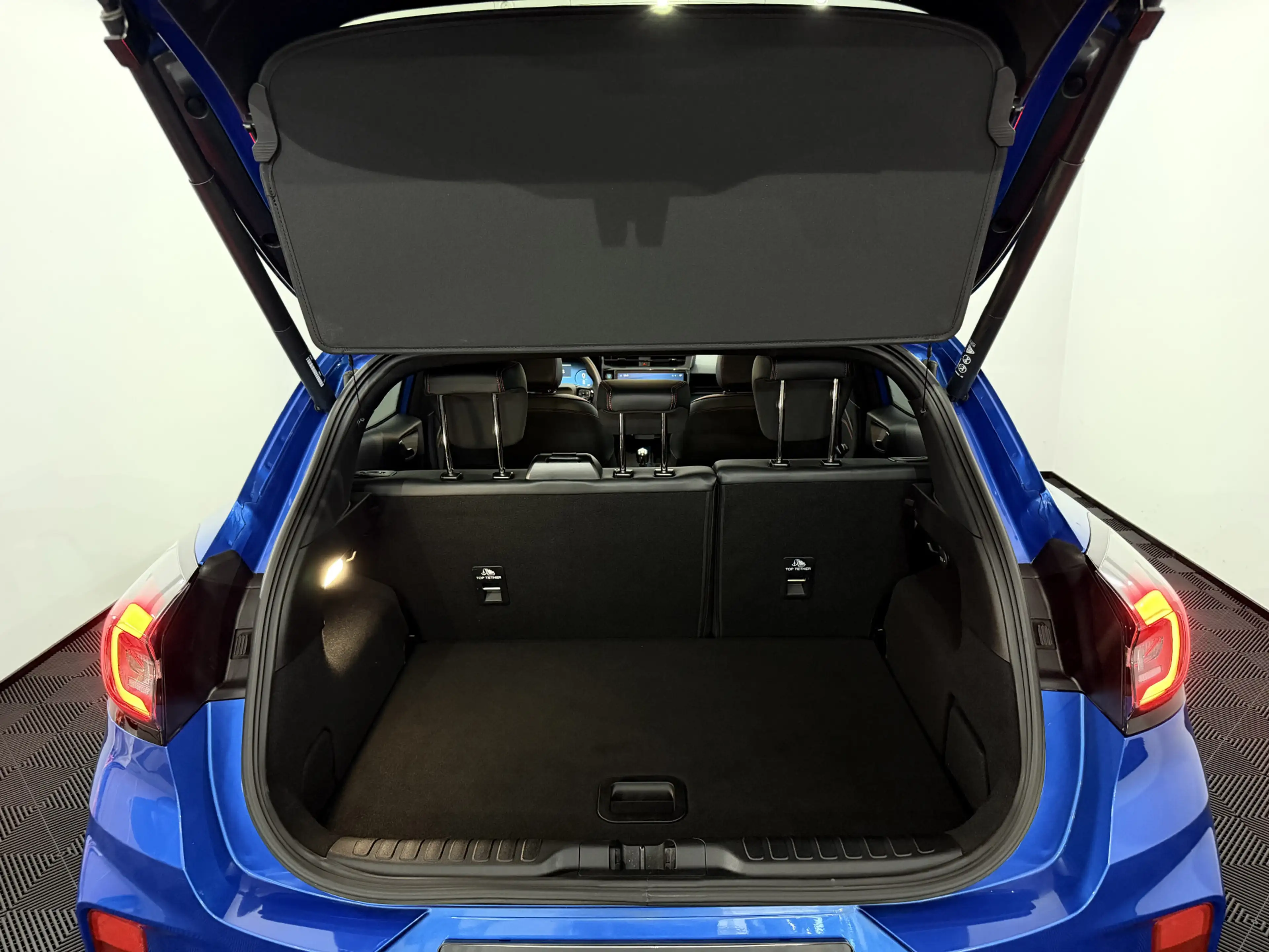 Ford Puma 1.0 EcoBoost Hybrid ST-Line X Facelift Panoramadak — photo 34