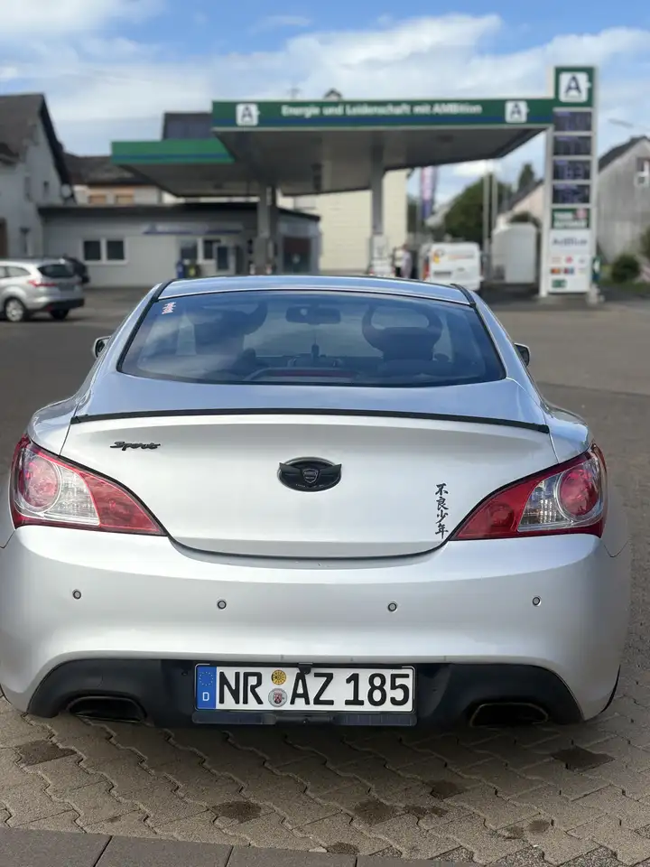 Hyundai Genesis Coupe