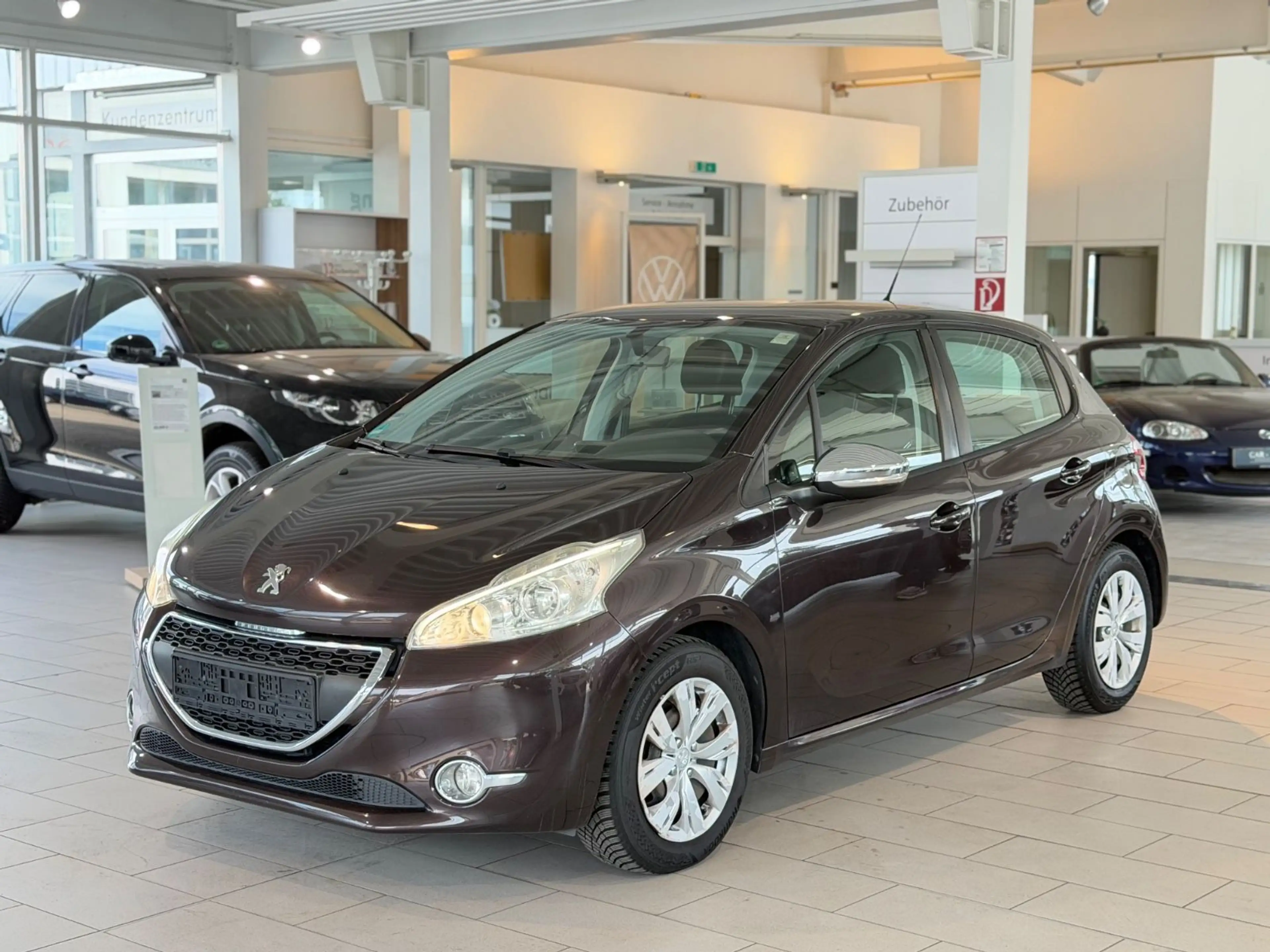 Peugeot 208 1.2 Active 82 VTi*KLIMA*USB*TOUCH*SPORT*TEMP