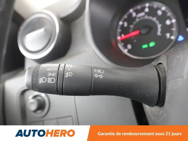 Dacia Duster view 27