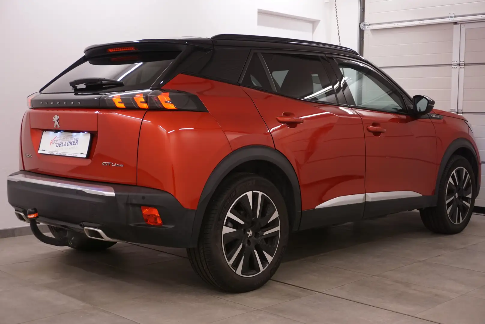 Peugeot 2008 Allure  // GT-line // Anhängervorrichtung // Rot - 2