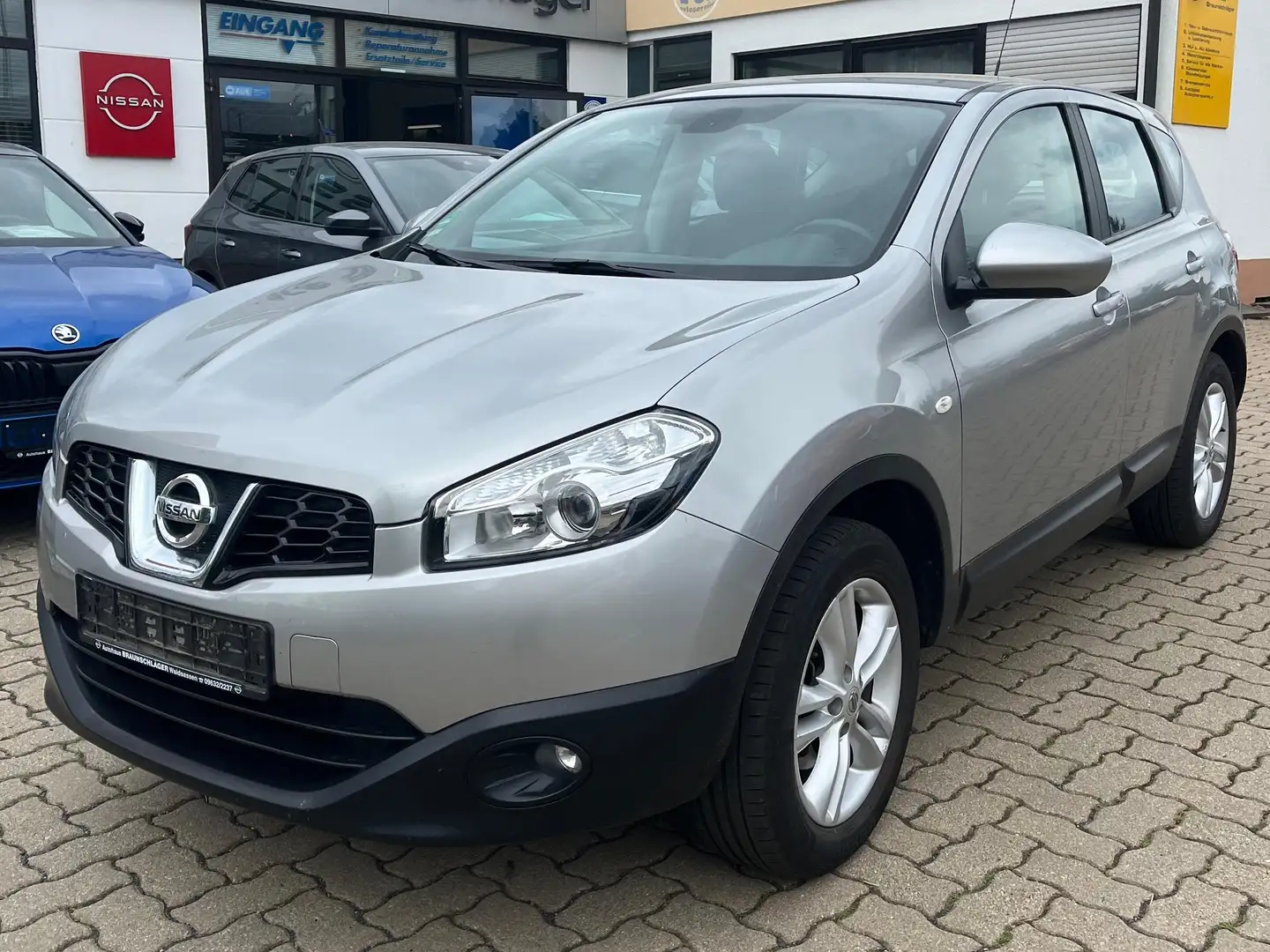 Nissan Qashqai Acenta 2,0l NUR AN HÄNDLER Grau - 2