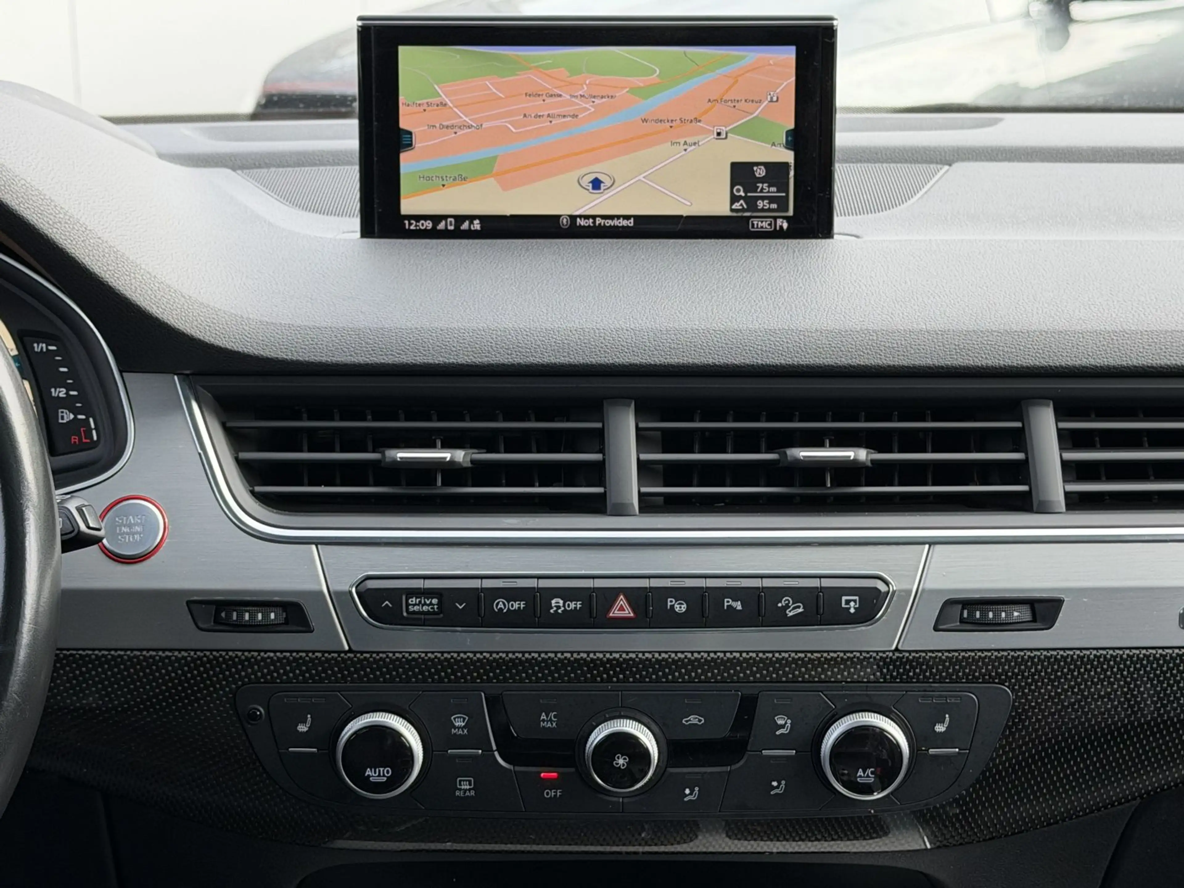 Audi SQ7 Sportsitze+|Pano|Nightvision|360°|Matrix|ACC — photo 7