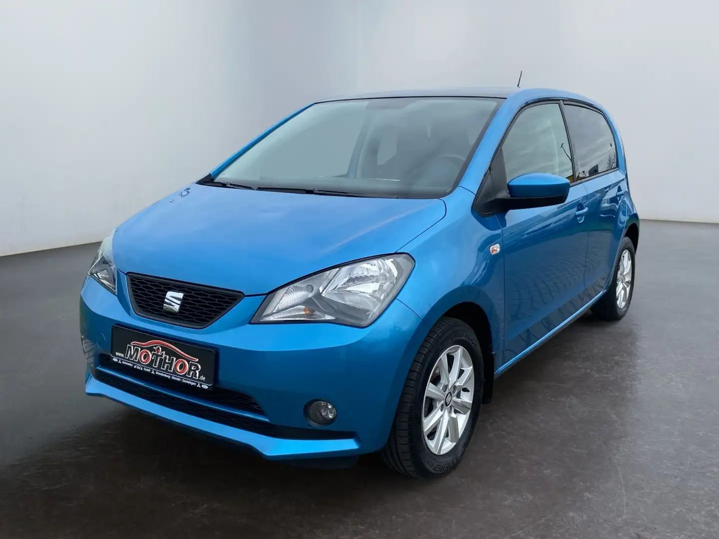 SEAT Mii Chic 1.0 Ecomotive AUT SHZ PDC Facelift Bleu - 2