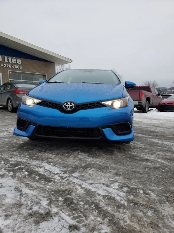 Toyota Corolla снимка Toyota Corolla