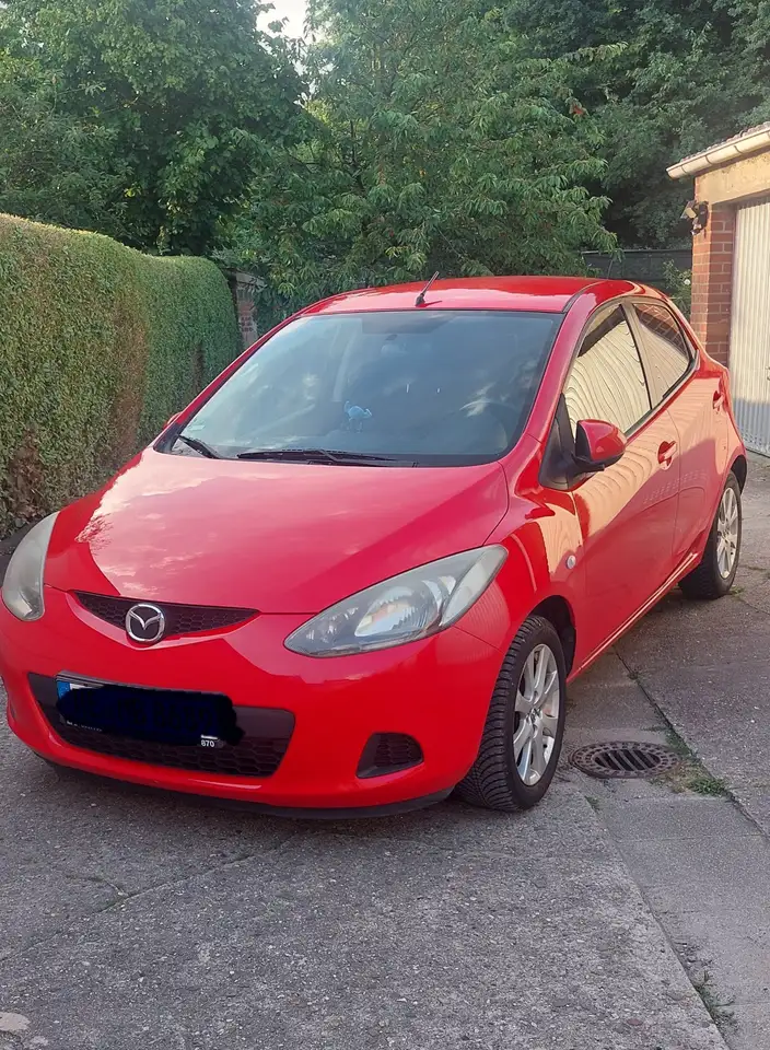 Mazda 2