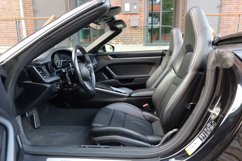 Porsche 911 Carrera 4S Cabriolet – Foto 8
