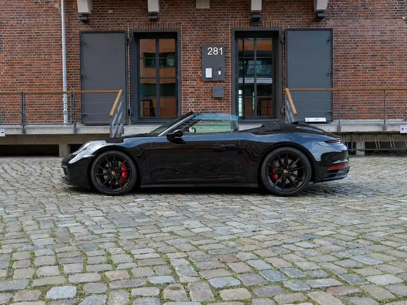 Porsche 911 Carrera 4S Cabriolet – Foto 2